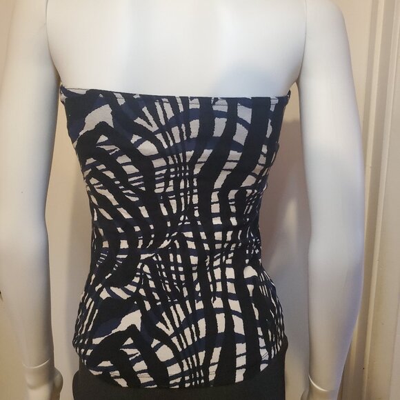 Tube Top with Abstract Design - Picture 2 of 2